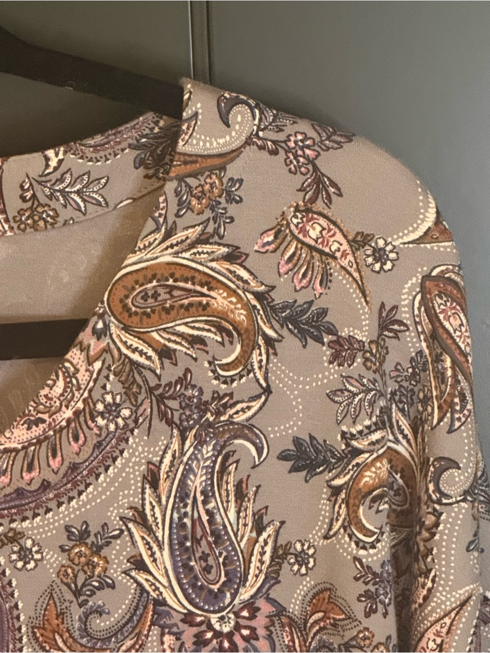 🍂J. Jill Women’s Gray Paisley Supima Cotton V-Neck Long Sleeve Tunic - Size L - Picture 4 of 10